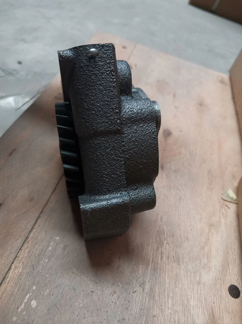 Deutz F6L912 electric oil pump 04231309....jpg